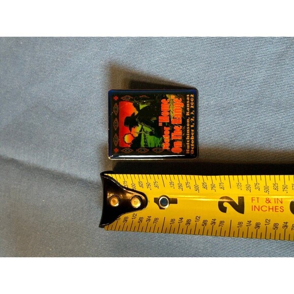 Motor Home on the Range Hutchinson Kansas Cowboy 2002 Lapel Vintage - Picture 3 of 3